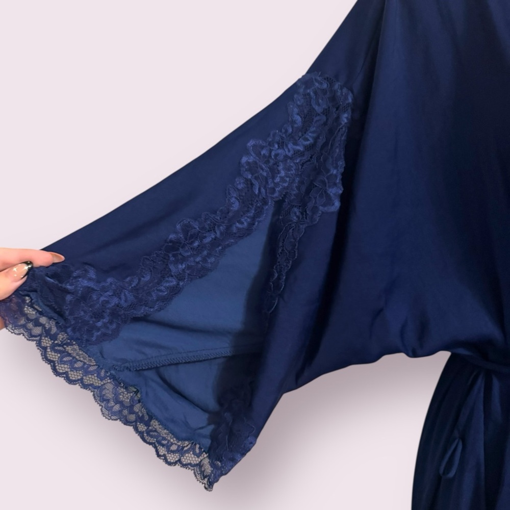 In Bloom By Jonquil Satin Lace Trim Robe Blue XL - Picture 4 of 5